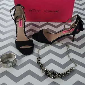 New in box Betsey Johnson black heels